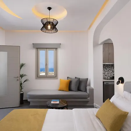Santa Mar Eco Suites Aparthotel Karterados (Santorini)