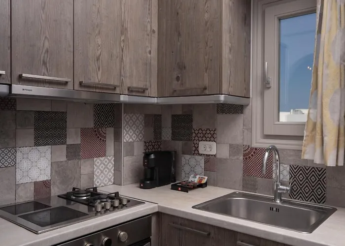 Santa Mar Eco 4* Karterados (Santorini)